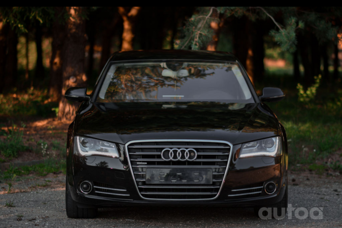 Audi A8 D4/4H Sedan