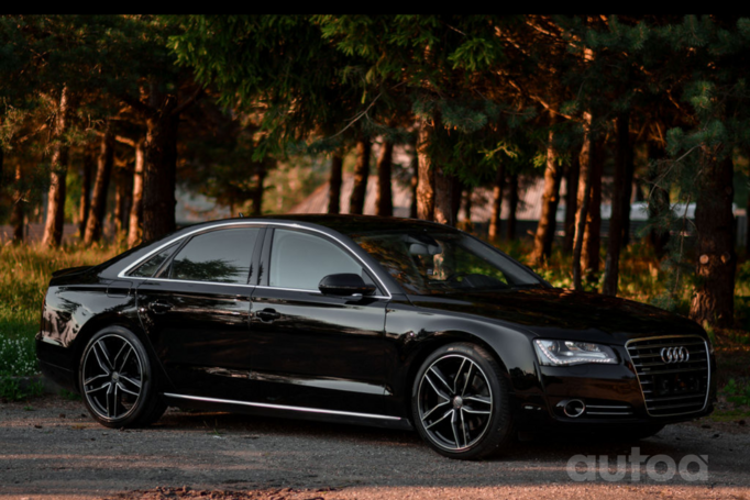 Audi A8 D4/4H Sedan