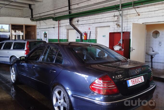 Mercedes-Benz E-Class W211 Sedan