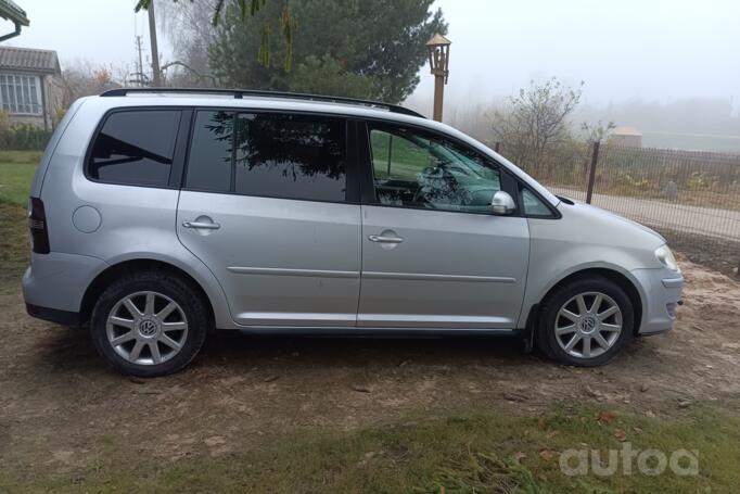 Volkswagen Touran 1 generation [restyling] Minivan 5-doors