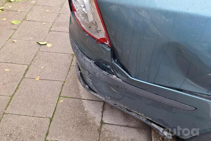 Skoda Octavia 2 generation Liftback 5-doors