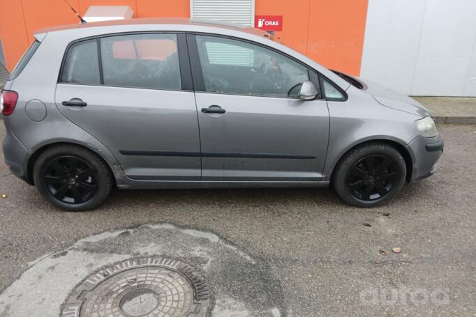 Volkswagen Golf Plus 1 generation