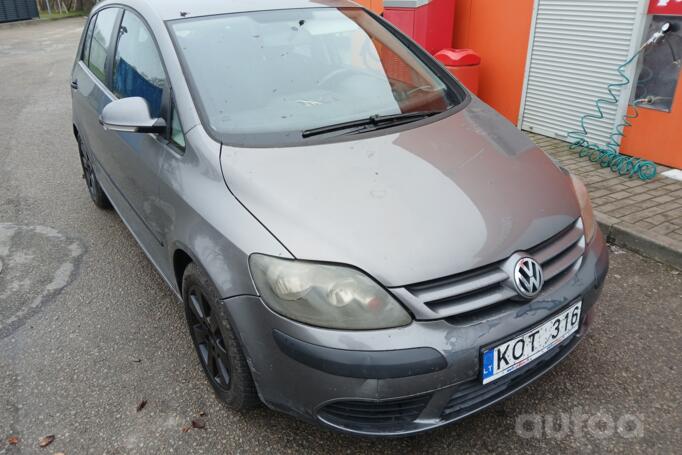 Volkswagen Golf Plus 1 generation