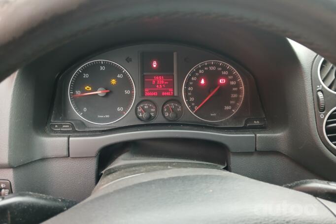 Volkswagen Golf Plus 1 generation