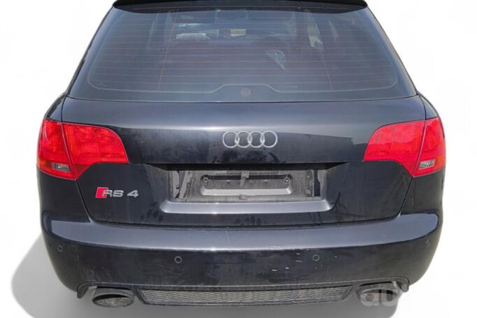 Audi RS 4 B7 Avant wagon 5-doors