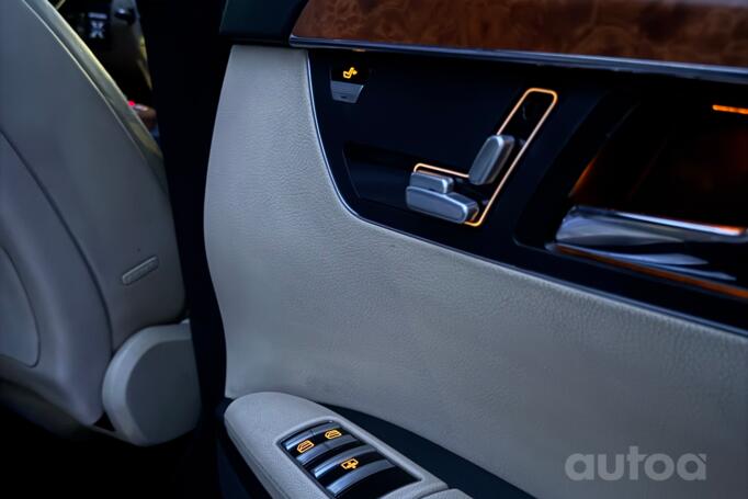 Mercedes-Benz S-Class W221 Sedan Long