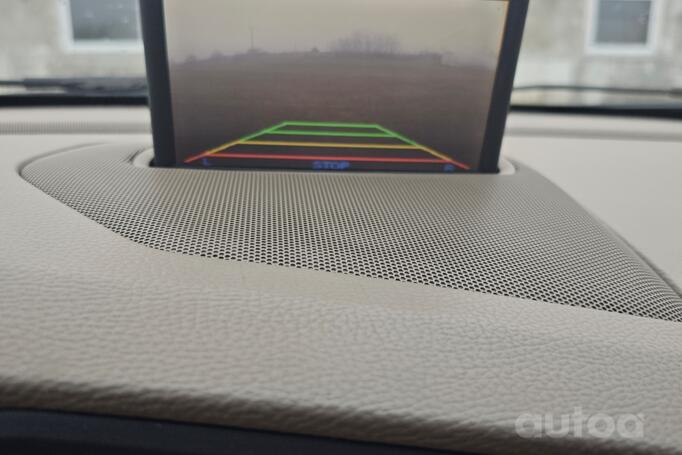 Volvo V70 2 generation [restyling] wagon 5-doors