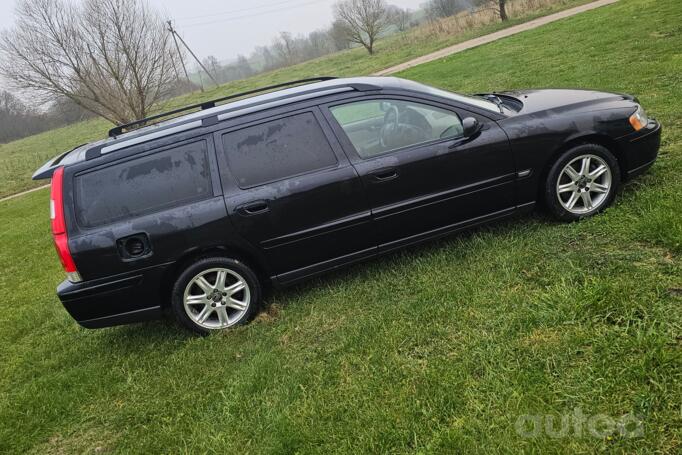 Volvo V70 2 generation [restyling] wagon 5-doors