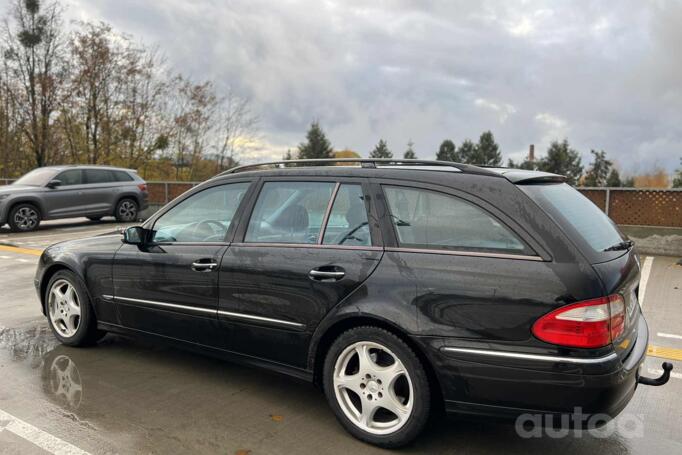 Mercedes-Benz E-Class W211/S211 wagon 5-doors