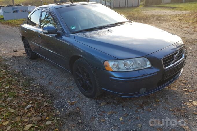 Volvo S60 1 generation [restyling] Sedan