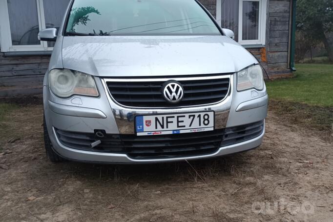 Volkswagen Touran 1 generation [restyling] Minivan 5-doors