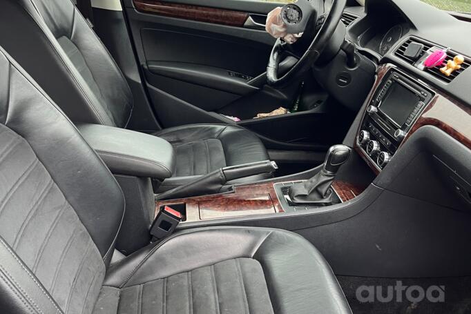 Volkswagen Passat (North America) 1 generation Sedan