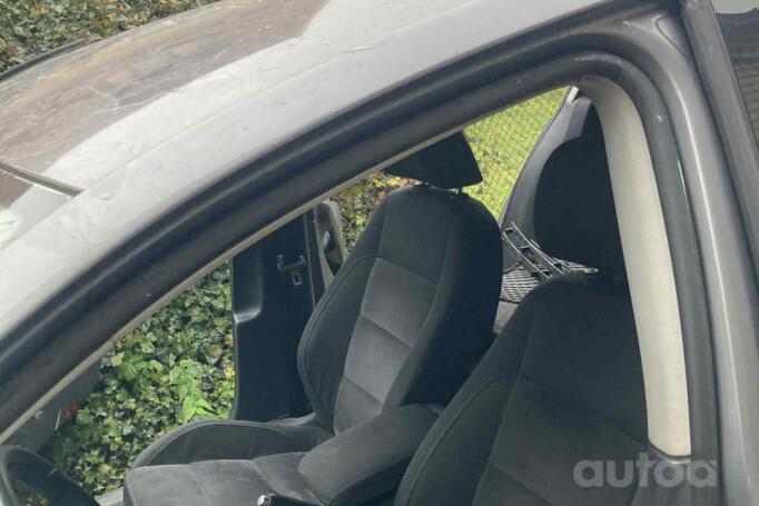 Volkswagen Golf 6 generation Hatchback 5-doors