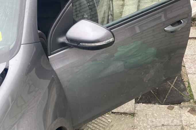 Volkswagen Golf 6 generation Hatchback 5-doors