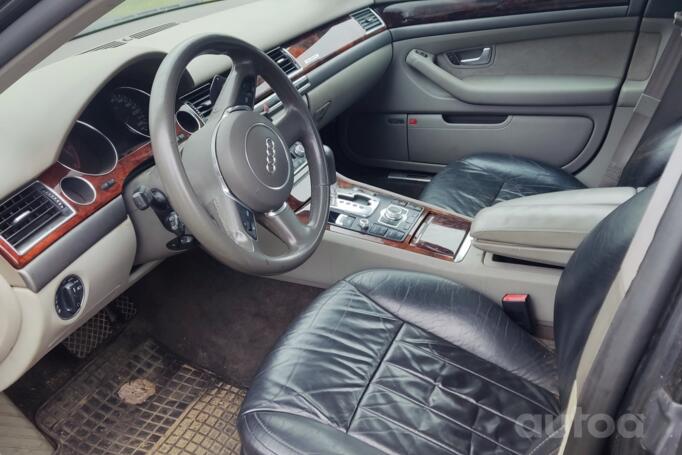 Audi A8 D3/4E Sedan