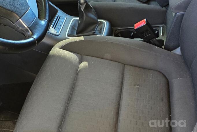 Volkswagen Tiguan 1 generation Crossover