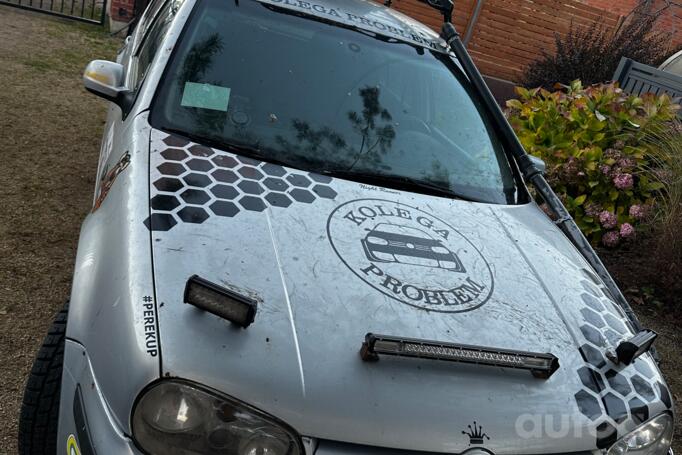 Volkswagen Golf 4 generation Hatchback 5-doors