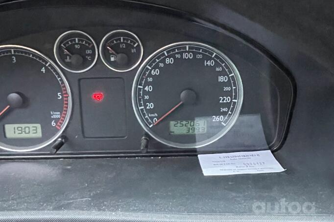 SEAT Alhambra 1 generation [restyling] Minivan