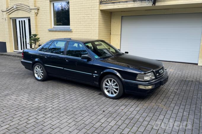 Audi V8 1 generation Sedan