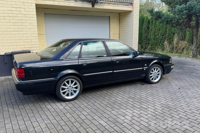 Audi V8 1 generation Sedan