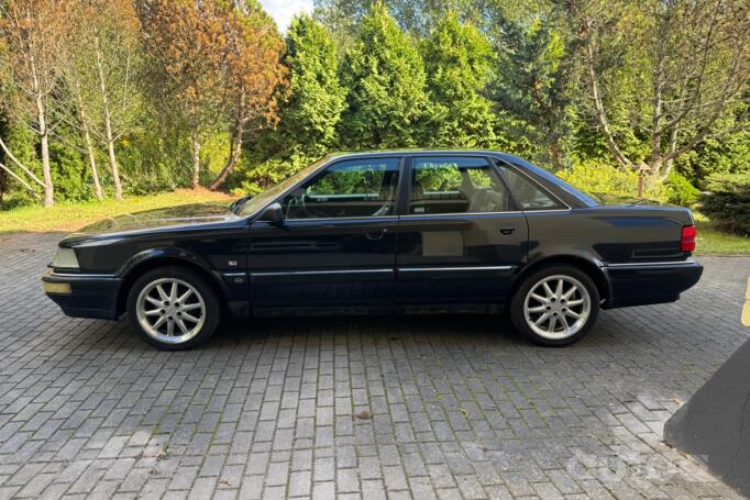 Audi V8 1 generation Sedan