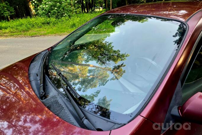 Nissan Primera P12 Liftback