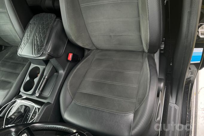 Volkswagen Amarok 1 generation [restyling] DoubleCab pickup