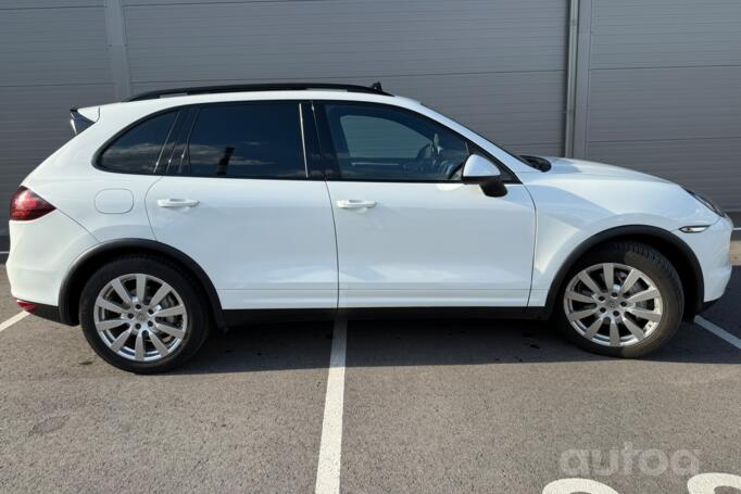 Porsche Cayenne 958 Crossover