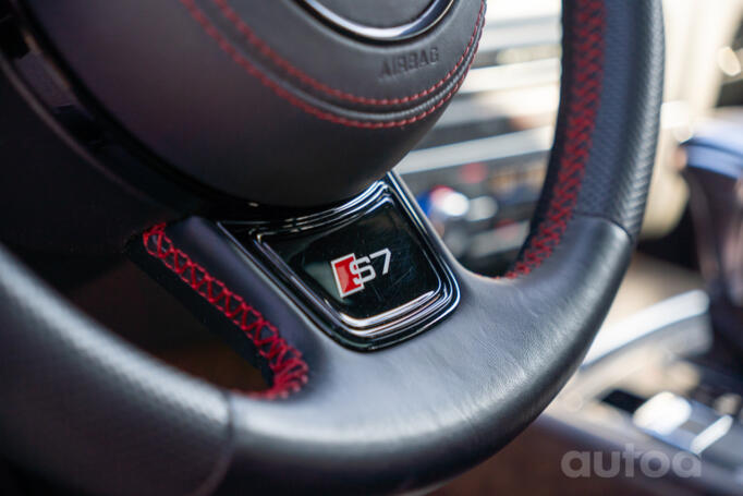 Audi A7 4G Sportback liftback