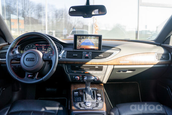 Audi A7 4G Sportback liftback