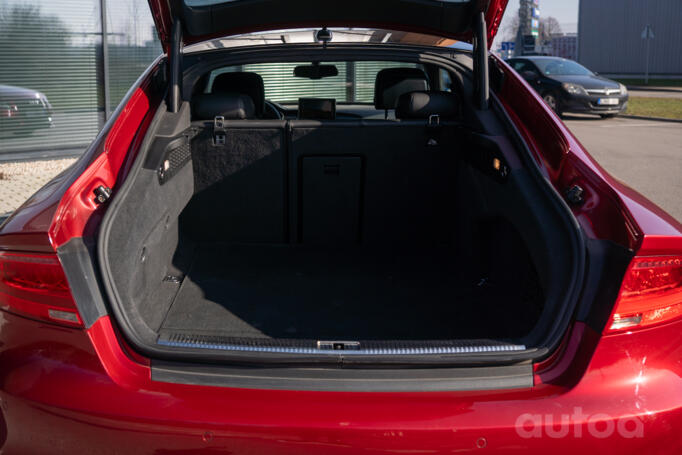 Audi A7 4G Sportback liftback