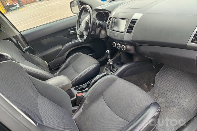 Peugeot 4007 1 generation Crossover