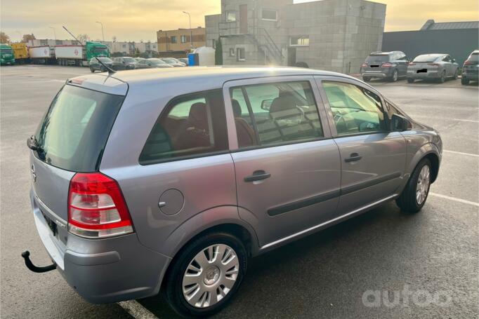 Opel Zafira B [restyling]