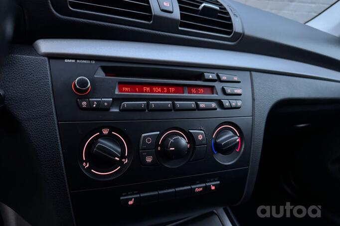 BMW 1 Series E81/E82/E87/E88 [restyling] Hatchback 5-doors