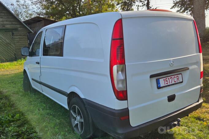 Mercedes-Benz Vito W639 Minivan 4-doors