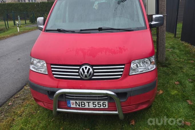 Volkswagen Transporter T5 Minivan 4-doors