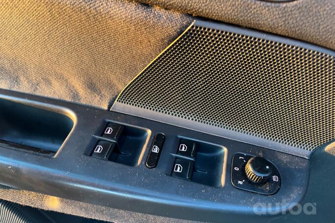 Volkswagen Jetta 5 generation Sedan 4-doors