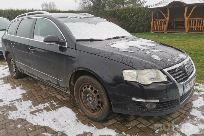 Volkswagen Passat B6 wagon 5-doors