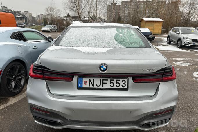 BMW 7 Series G11/G12 Sedan
