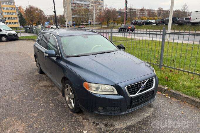 Volvo V70 3 generation wagon