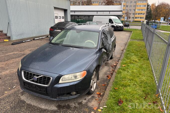 Volvo V70 3 generation wagon