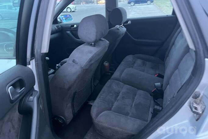 Audi A3 8L [restyling] Hatchback