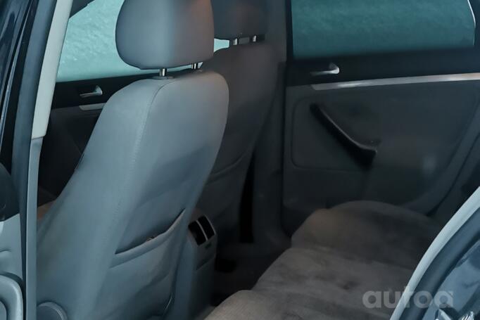 Volkswagen Jetta 5 generation Sedan 4-doors