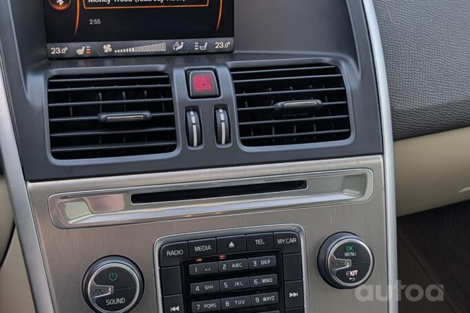 Volvo XC60 1 generation Crossover