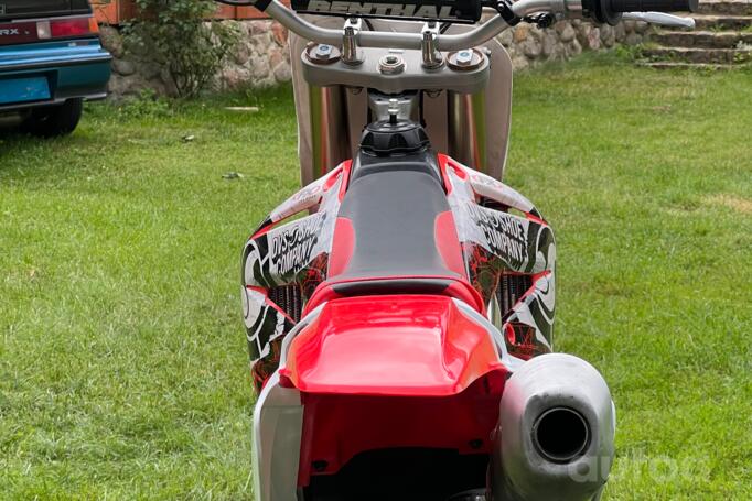 Honda CRF