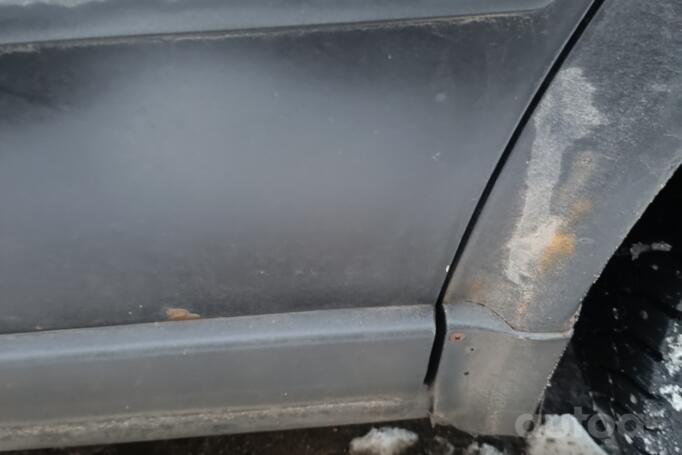 Volkswagen Passat B5 Sedan 4-doors