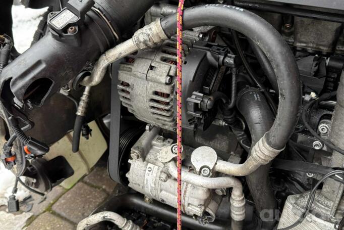 Volkswagen Golf 5 generation Hatchback 5-doors