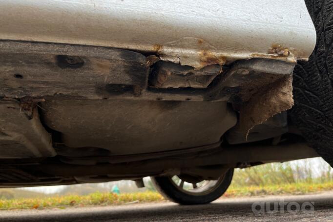 BMW 5 Series E39 Sedan 4-doors