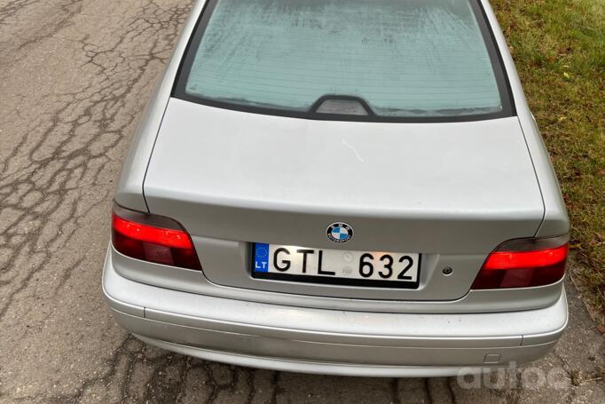 BMW 5 Series E39 Sedan 4-doors