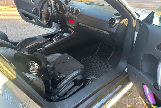 Audi TT 8J [restyling] S Coupe 2-doors